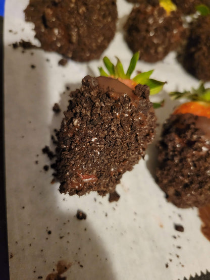 Dessert table: Gourmet Chocolate Covered Strawberries