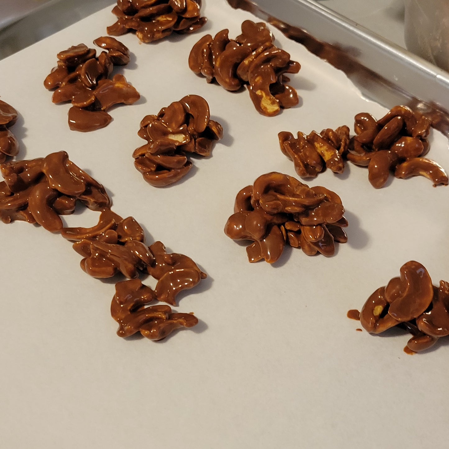 Dark Chocolate Cashew Clusters
