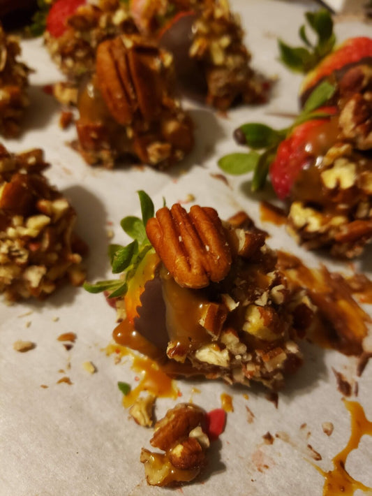 Dessert table: Gourmet Chocolate Covered Strawberries